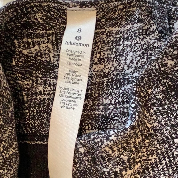 Lululemon 1/2 Zip Top - Picture 4 of 7